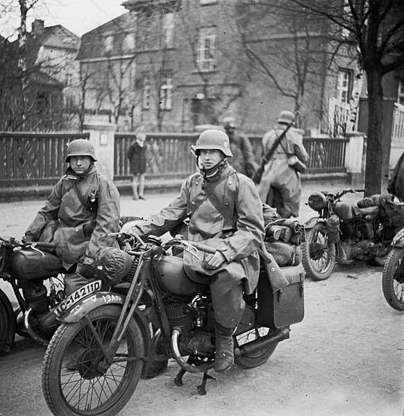 German dispatch riders, 1941