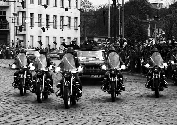 Erich Honecker, Leonid Breschnew und Willi Stoph in Ostberlin, 1973