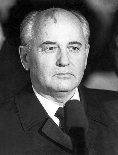 Mikhail Gorbachev, 1991