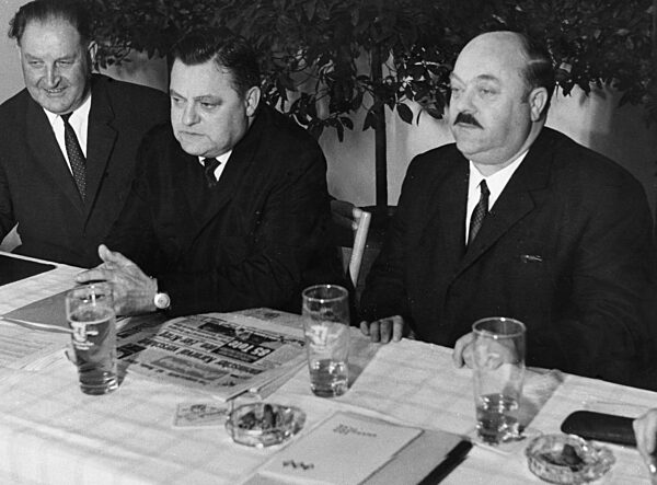 Ramelshagen, Franz-Josef Strauss with Franz Josef Unertl, 1964