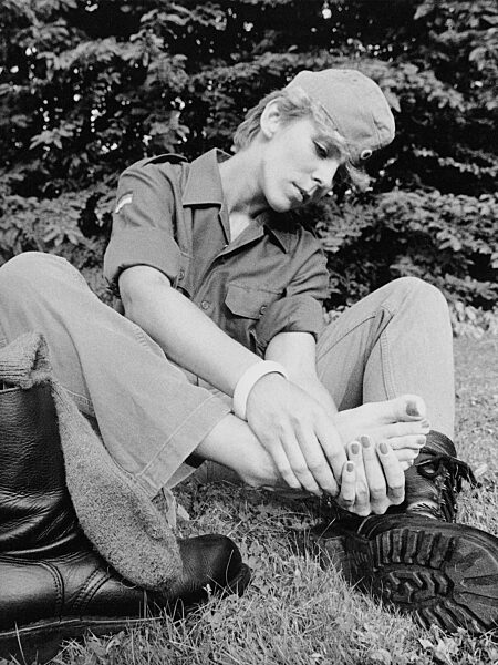 Woman in Bundeswehr uniform