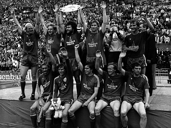 The team of Bayern Munich as football champions, 1980
