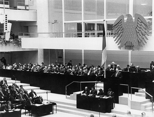 First meeting of the new parliament in Germany, 1990