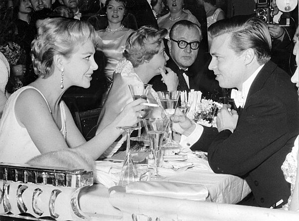 Hildegard Knef und Karlheinz Böhm auf einer Veranstaltung