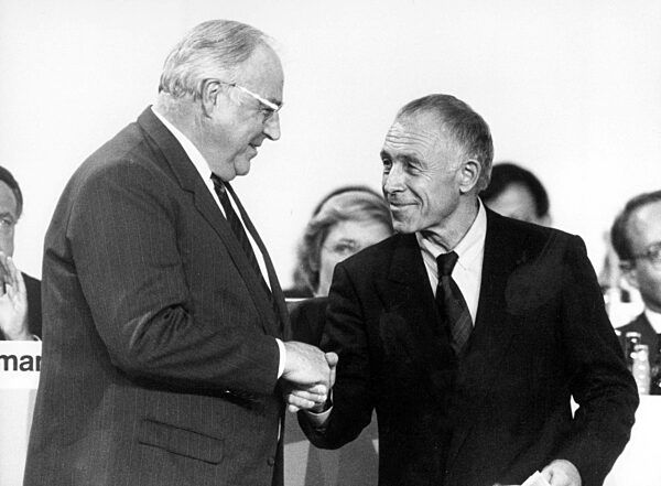 Helmut Kohl and Heiner Geißler, 1989