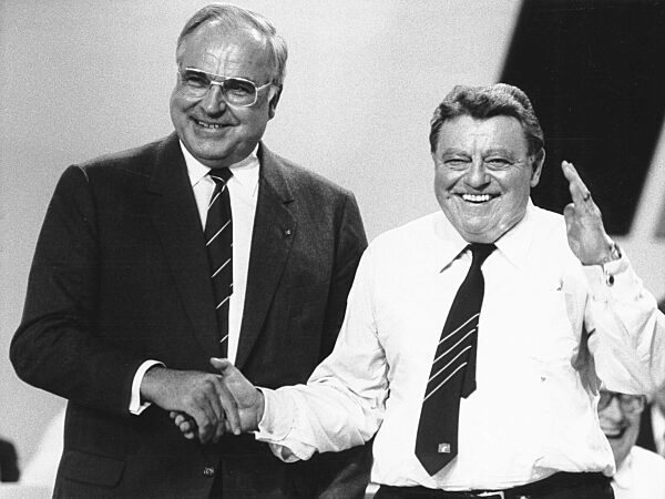 Helmut Kohl and Franz Josef Strauss at the CDU Federal Party Congress in Mainz, 1986