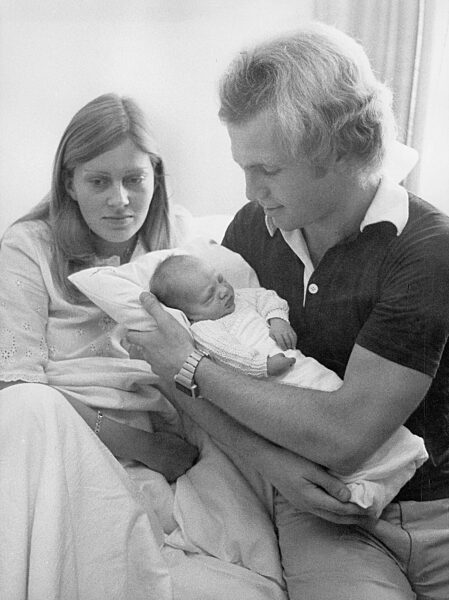 Uli Hoeness with wife Susi and child, 1975