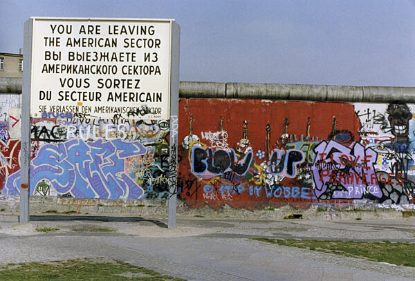 Ansicht der Berliner Mauer, April 1989