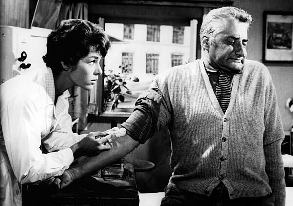 Marianne Koch in 'Die Landärztin', 1958