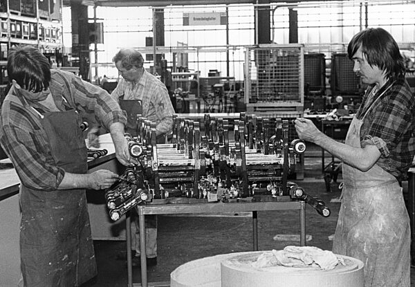 Knorr-Bremse AG factory hall in East Berlin, 1993