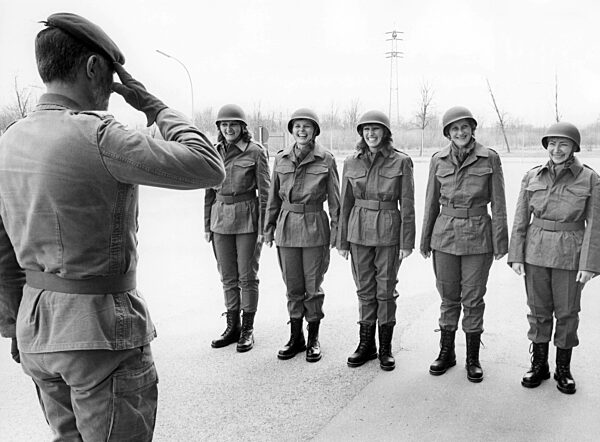 Women in the Bundeswehr, 1984
