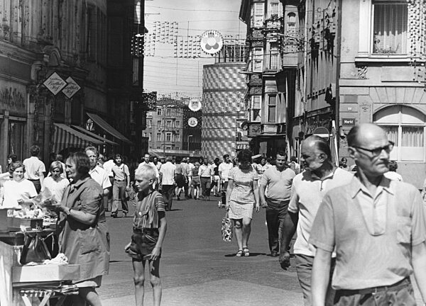 Shopping street at the Leipzig Markt