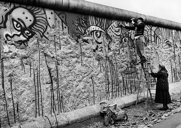 Mauerspechte in Kreuzberg, 1989/90