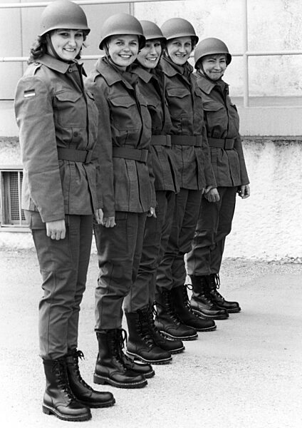 Women in the Bundeswehr, 1984