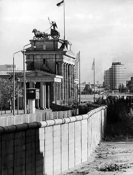 Brandenburger Tor hinter der Berliner Mauer, 1980