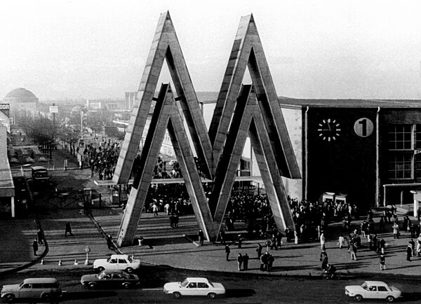 Fair in Leipzig, 1976