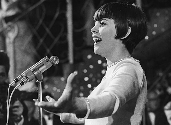 Mireille Mathieu, 1967