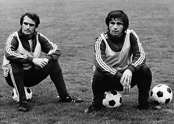 Gerd Müller und Wolfgang Overath auf dem Trainingsplatz, 1966-1974