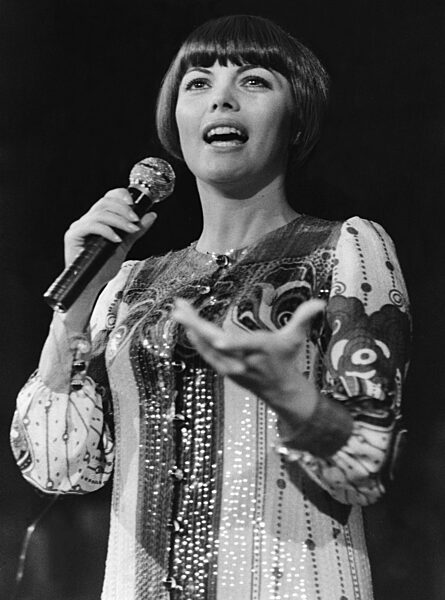 Mireille Mathieu in Munich, 1970
