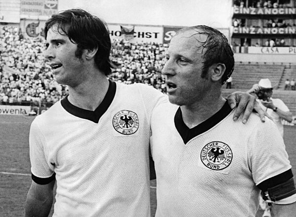 Gerd Mueller and Uwe Seeler at the World Cup in Mexico, 1970