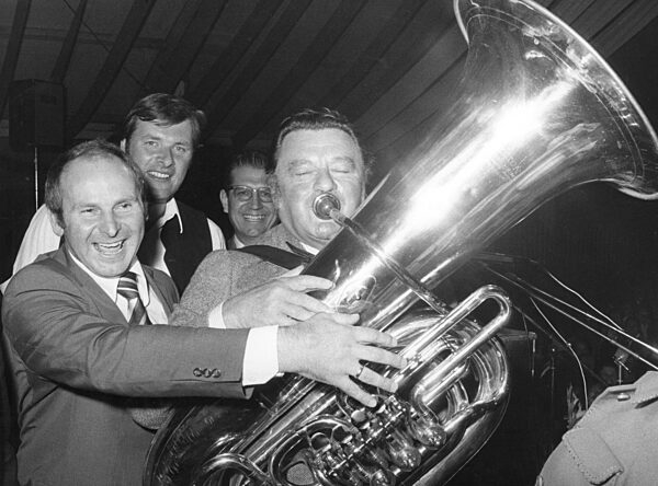 Franz Josef Strauss at the Siedlerfest in Am Hart, 1974