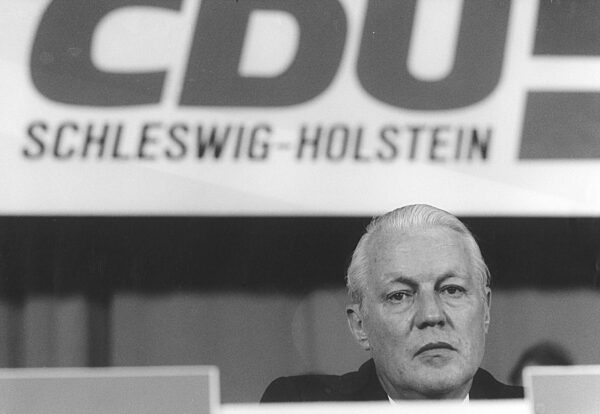 Gerhard Stoltenberg, 1987