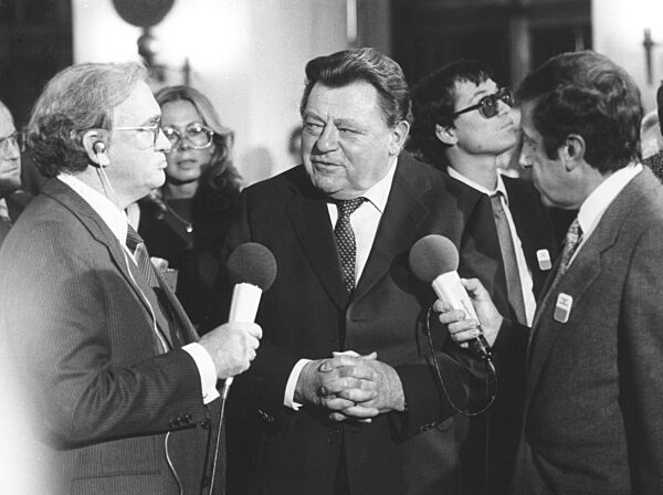 Franz Josef Strauss in the election studio in Munich, 1982