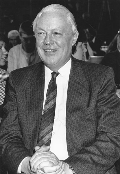 Gerhard Stoltenberg, 1989