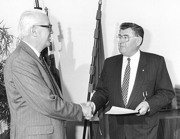 Gerhard Stoltenberg and Alfred Biehle, 1990