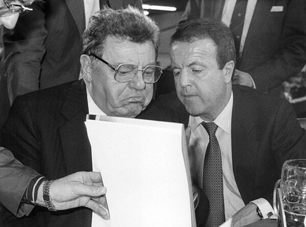Franz Josef Strauss and Gerold Tandler at a CSU party congress in Munich, 1985