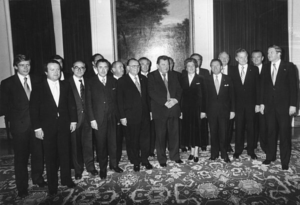 Franz Josef Strauss with his cabinet in Munich, 1978