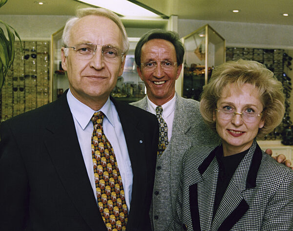 Karin und Edmund Stoiber bei Tomi Suchy in München, 1994
