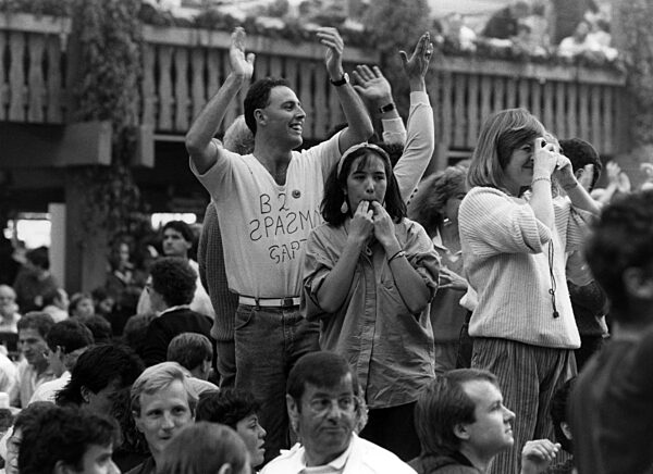 Bierzelte auf dem Oktoberfest, 1986