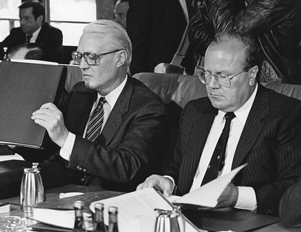 Gerhard Stoltenberg and Martin Bangemann, 1984
