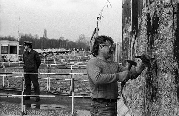 Mauerspecht und Grenzsoldat