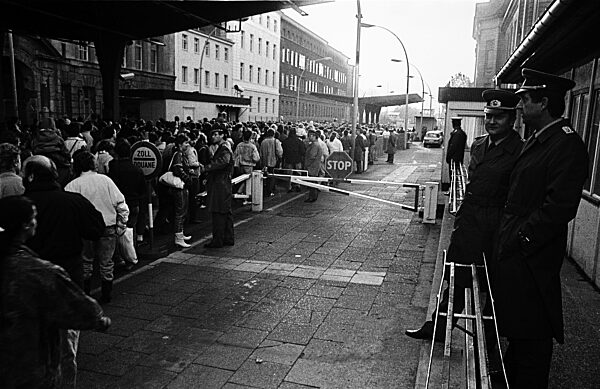 Grenzöffnung Invalidenstrasse, 1989