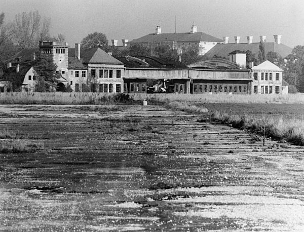 Flughafen Oberschleißheim, 1980er Jahre