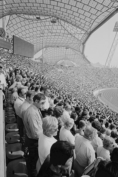 Mourning ceremony during the Olympic Games in Munich, 1972