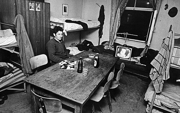 Room of Spanish migrant laborers in Gelsenkirchen, around 1972