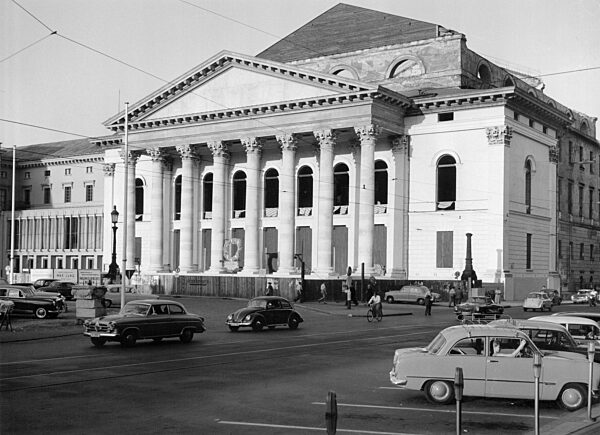 Opera in Munich, 1958