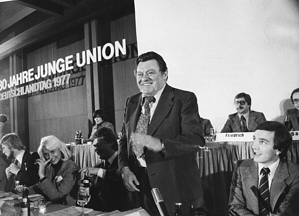 Franz Josef Strauss and Mathias Wissmann, 1977