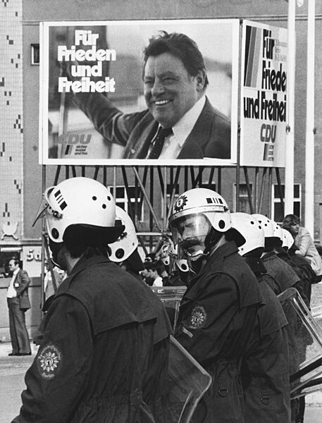 Franz Josef Strauss on posters at the CDU party congress in Berlin, 1980
