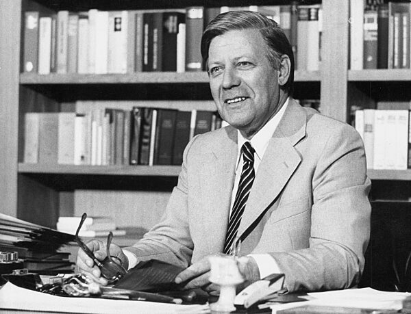 Helmut Schmidt, 1976