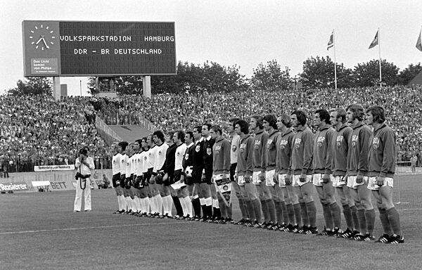 The 1974 FIFA World Cup: teams before the game
