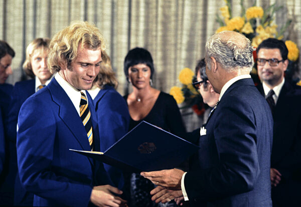 Football Award Silver Laurel Leaf: Hoeness