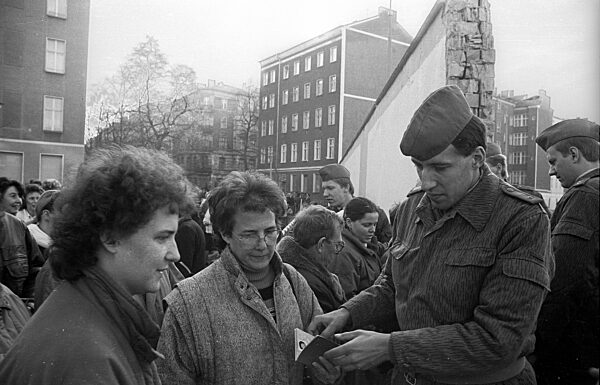 MaueröffnungMaueröffnung, 1989