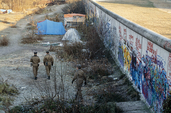 Grenzüberschreitung Berliner Mauer Berlin