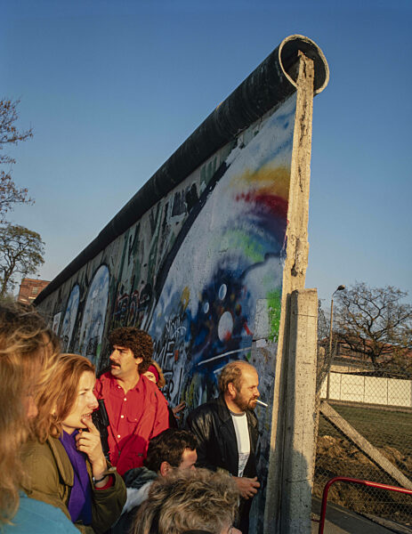 Maueröffnung Schlesische Straße /  Puschkinallee mit Grenzpolizisten, Berlin