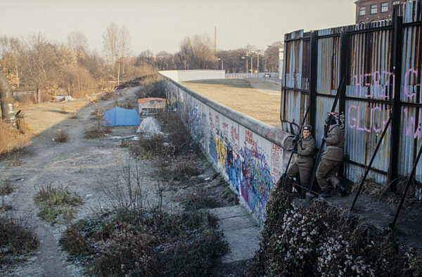 Grenzüberschreitung Berliner Mauer Berlin