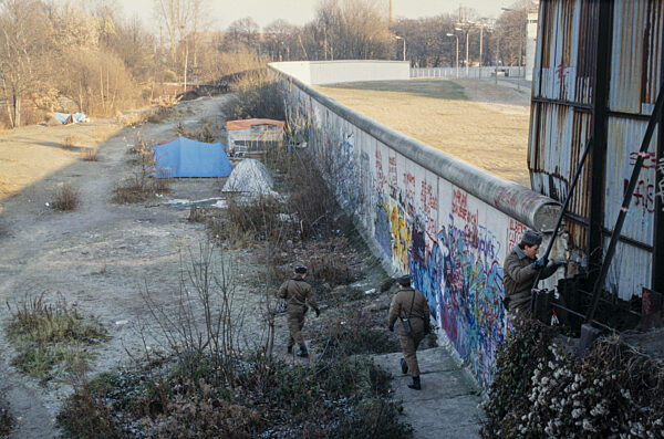 Grenzüberschreitung Berliner Mauer Berlin
